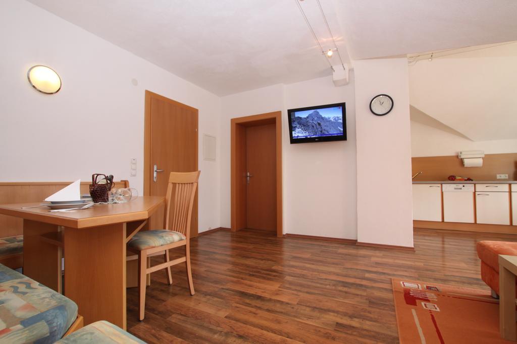 Apart Rustica Kaunertal Ngoại thất bức ảnh